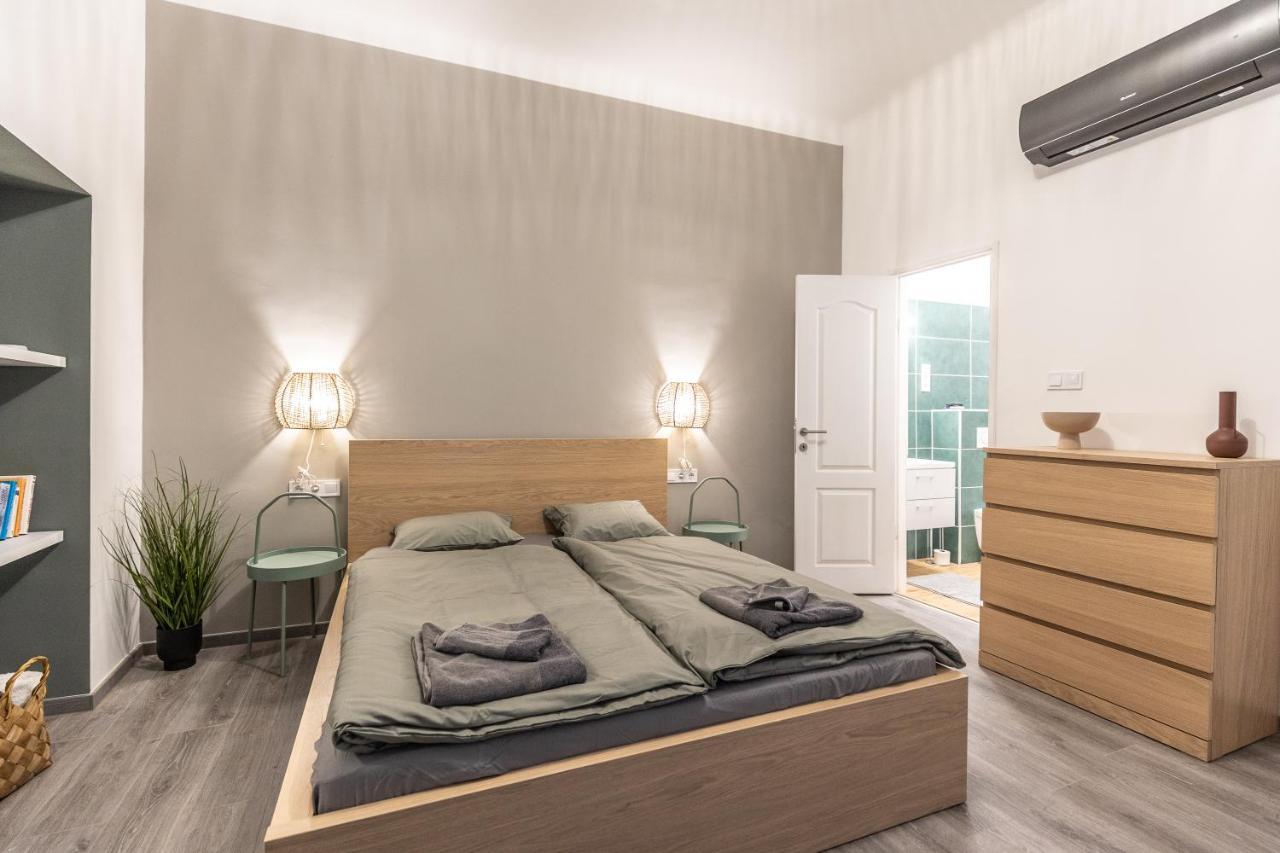 Design Studios Downtown, Budapest